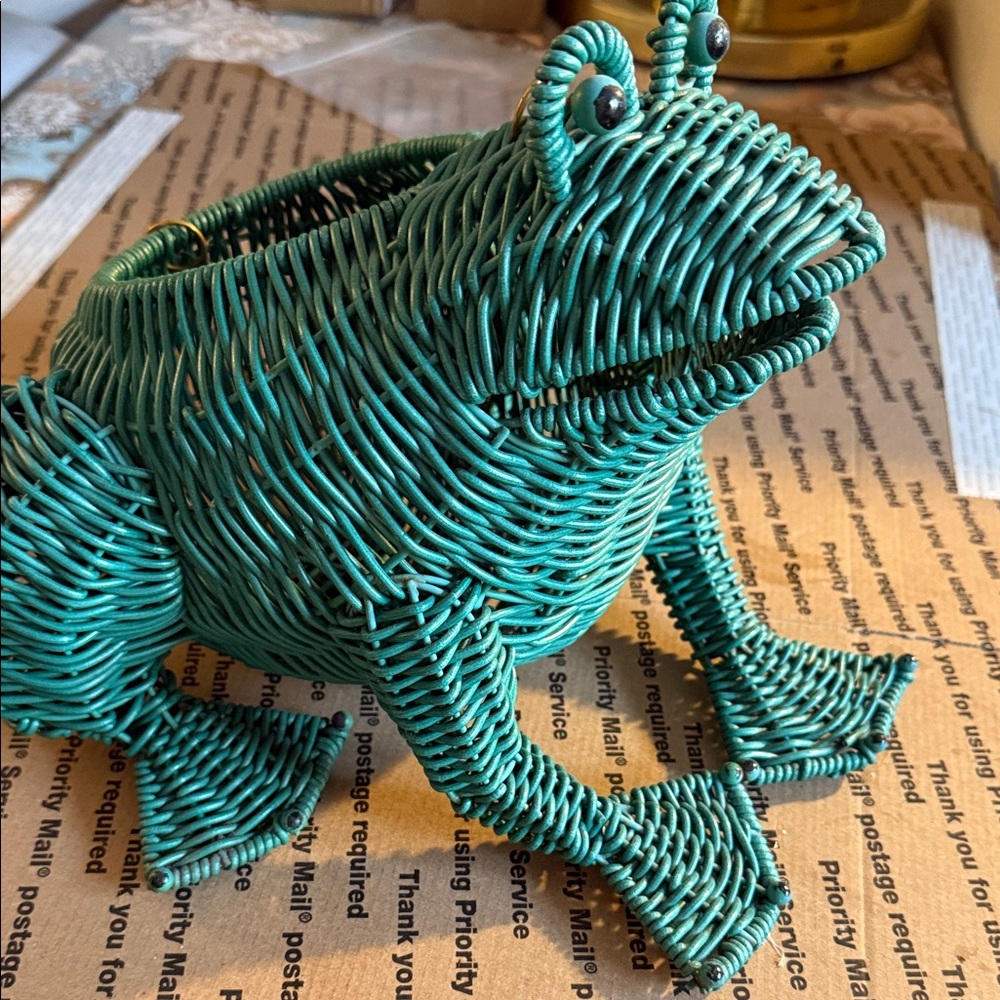 Handwoven Teal Frog Figurine planter Basket